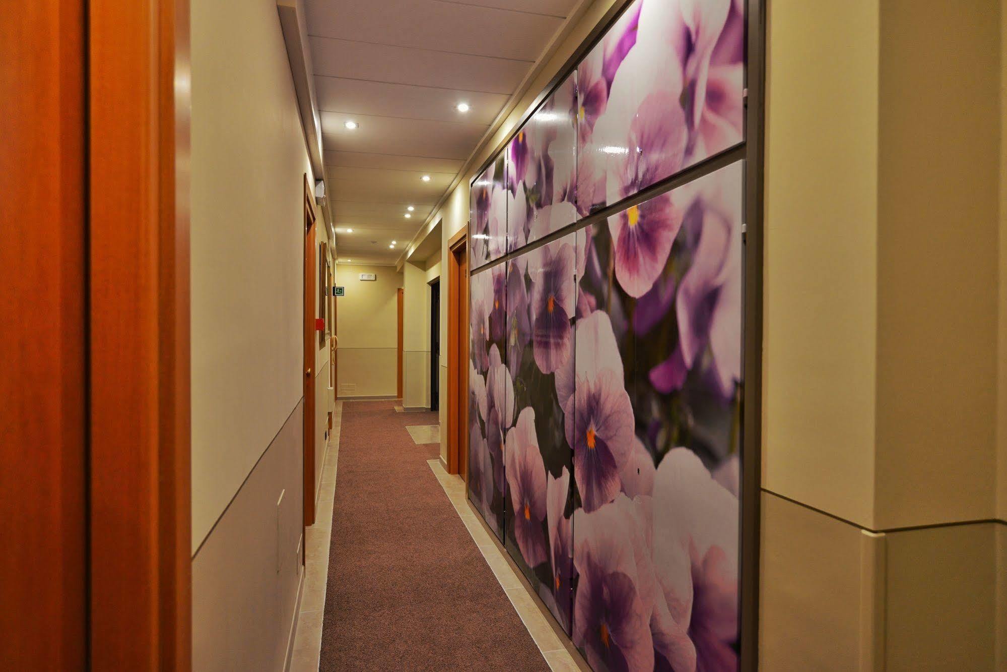 Hotel Sorriso Toscolano-Maderno Exterior foto